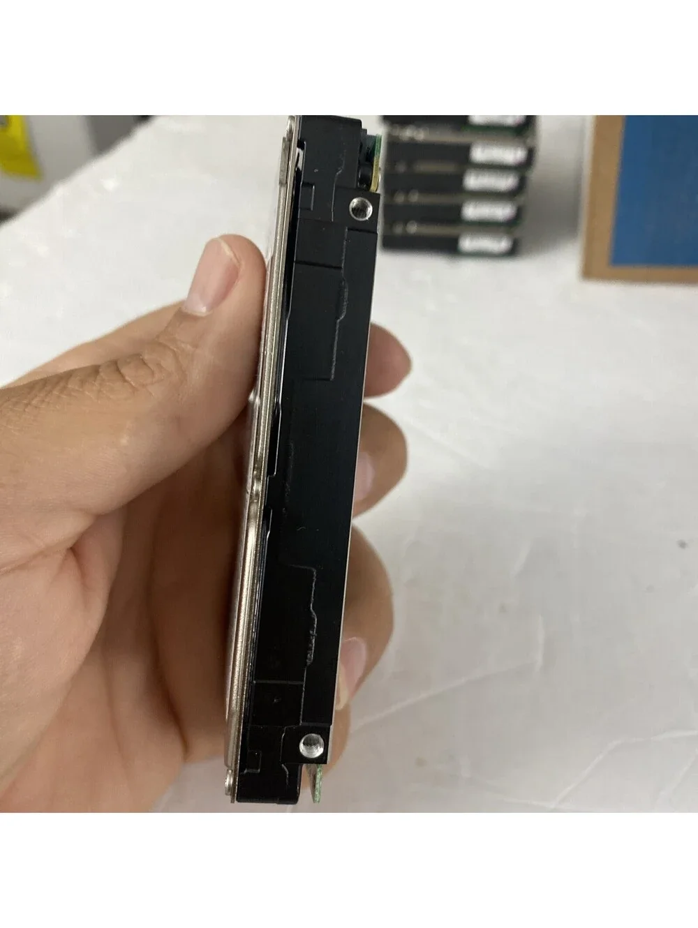 148J7 ST9300503SS DELL 300GB 10K 6G SFF 2.5'' SAS HDD  New No Case